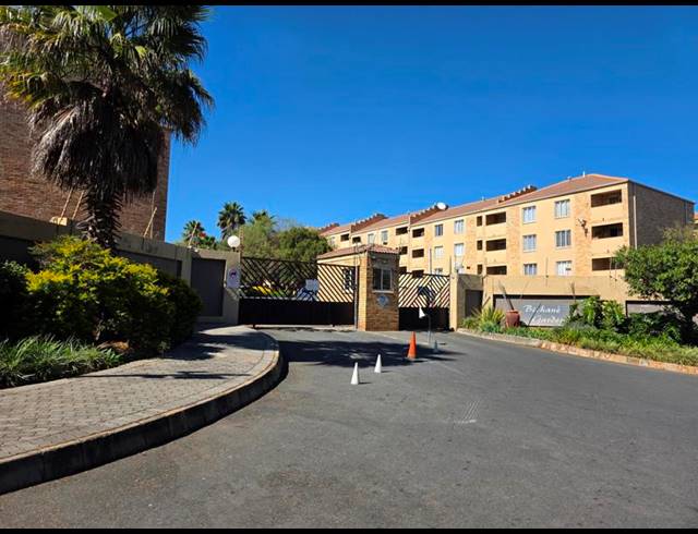 2 BEDROOM APARTMENT FOR SALE IN WILROPARK